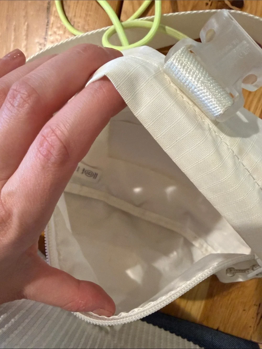 Athleta Crossbody Belt Bag - Picture 9 of 11